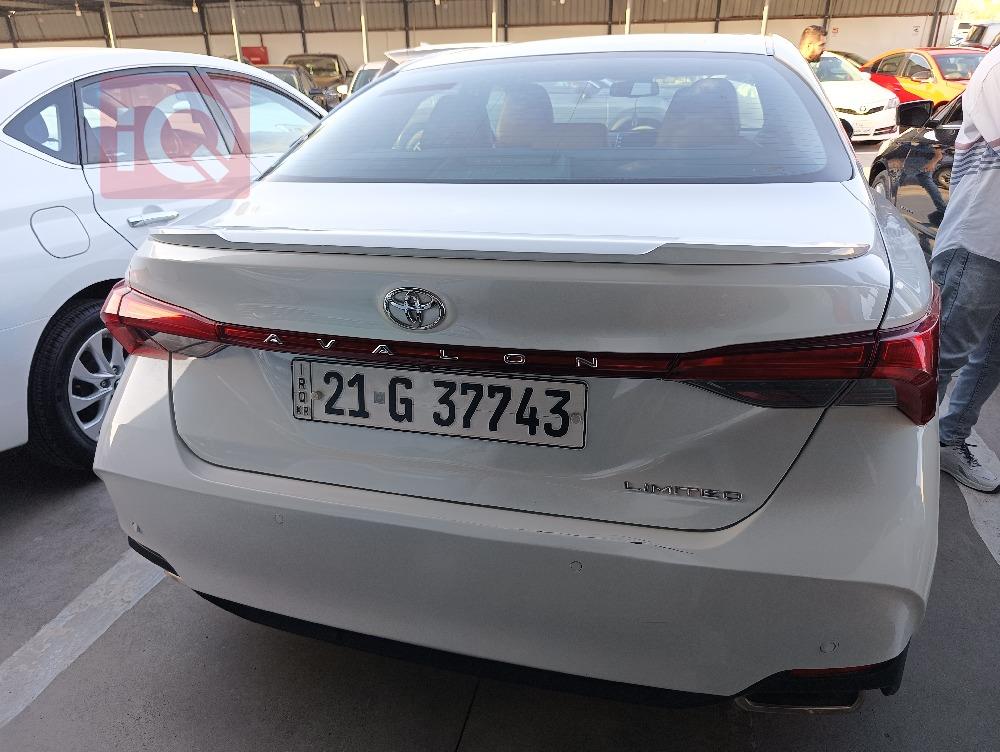 Toyota Avalon